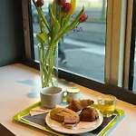 Ibis Budget Centre Gare 2* Кан