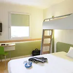 Ibis Budget Centre Gare Готель Кан