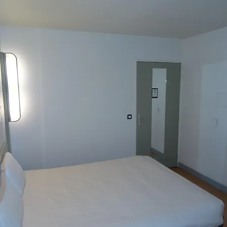 Otel Ibis Budget Centre Gare Caen