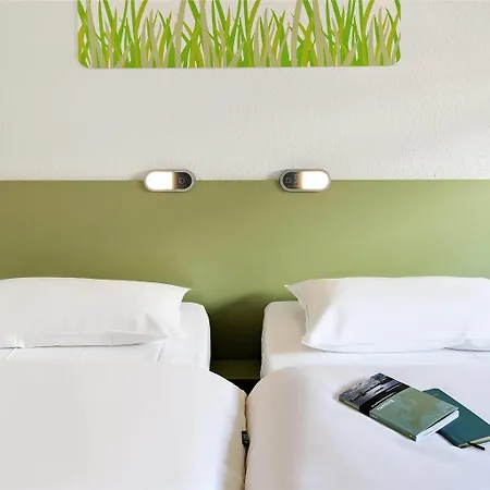 Ibis Budget Centre Gare Caen