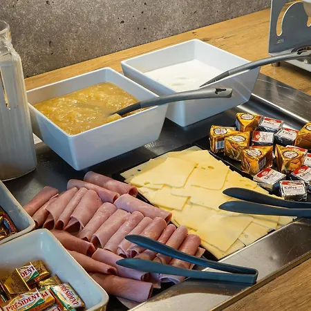 Otel Ibis Budget Centre Gare Caen